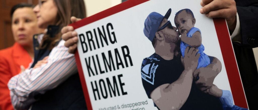 "Bring Kilmar Home" Sign